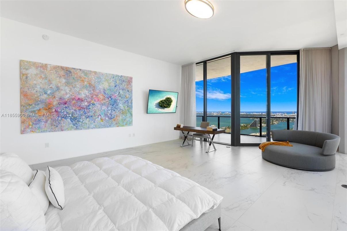 Bedroom, Interior, Marble, Water