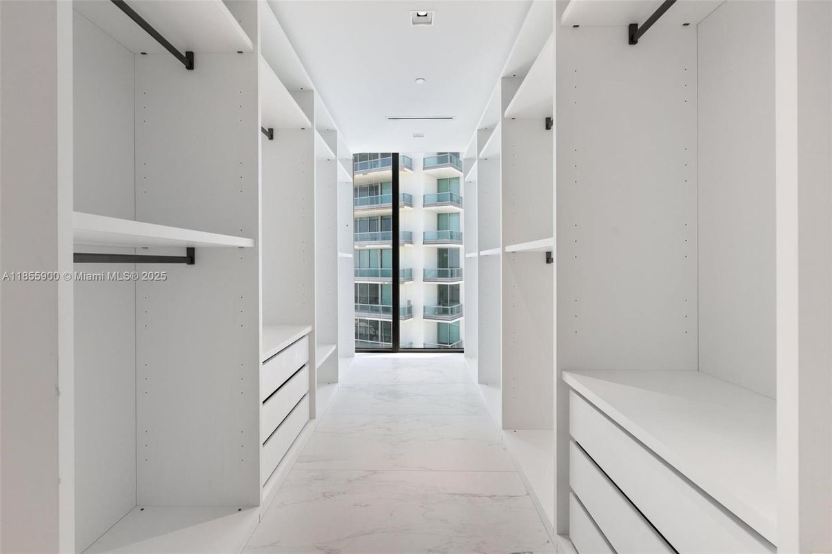 Interior, Marble, Recessed Lighting, Walk-in Closets