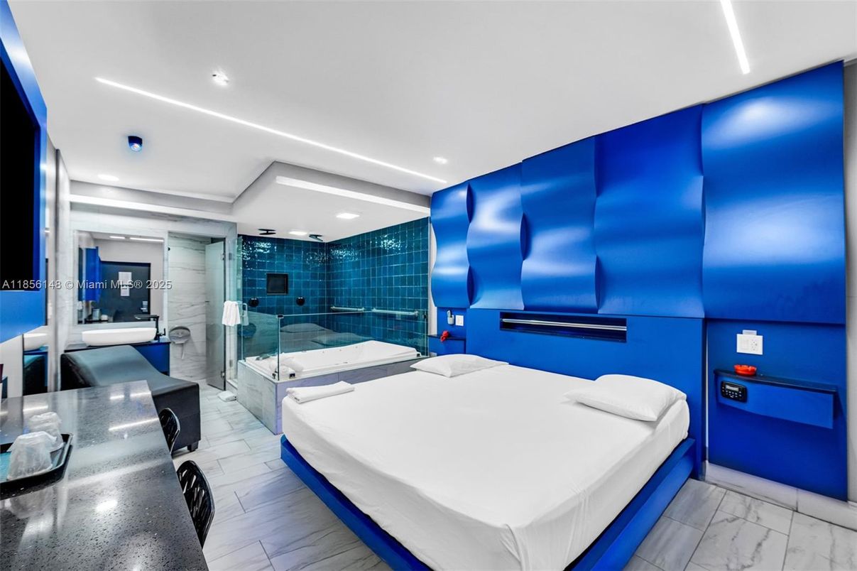 Interior, Marble, Recessed Lighting