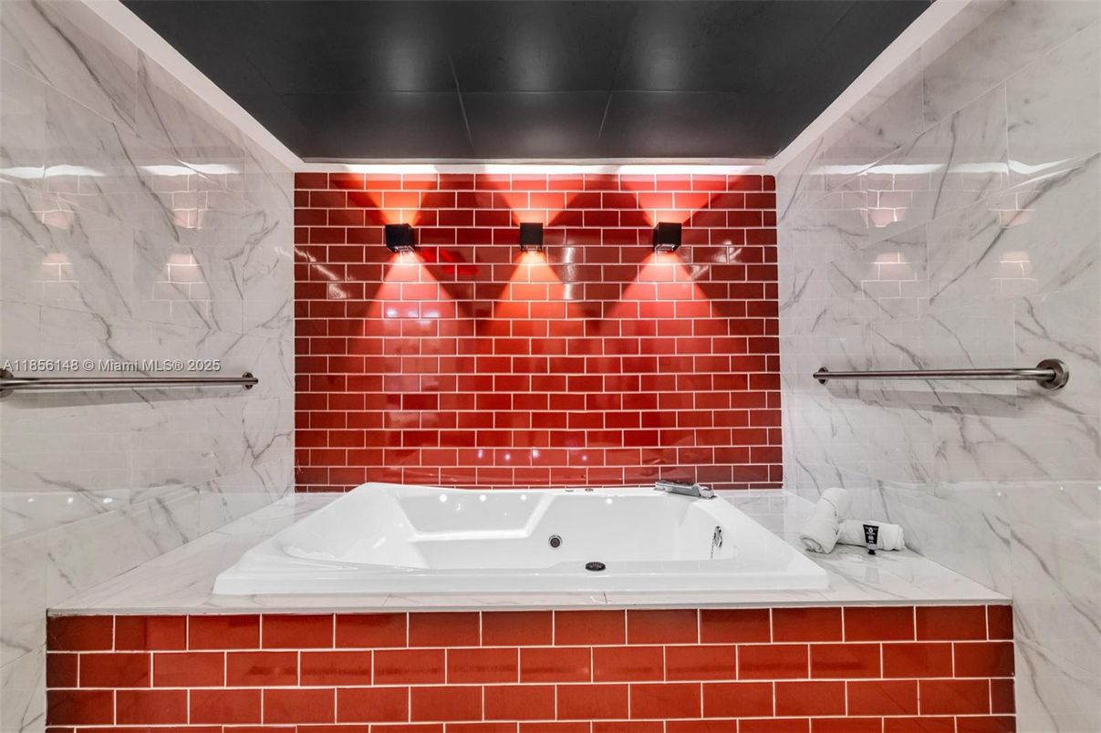 Bathroom, Interior, Marble Walls