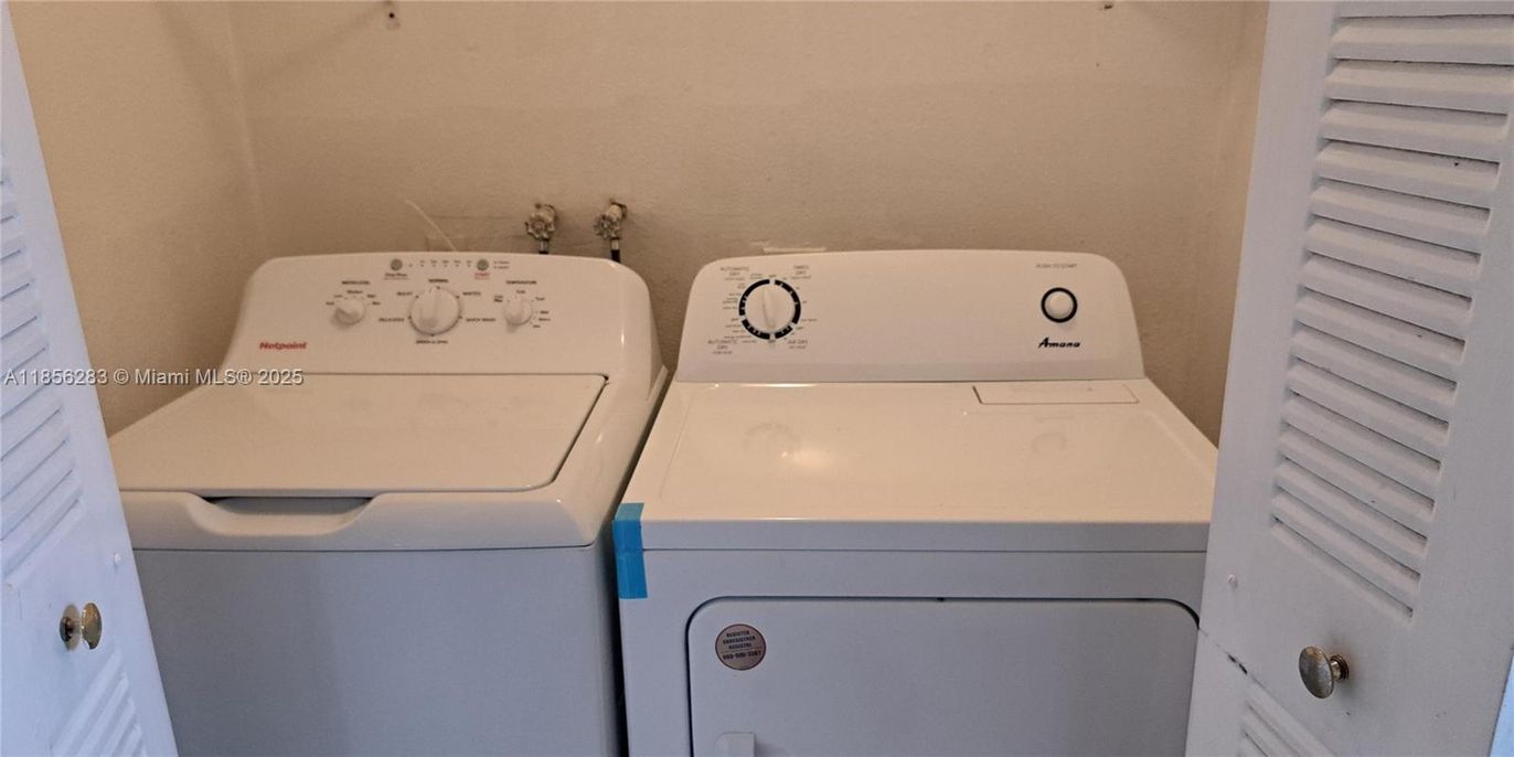 Interior, Utility Closets, Washer