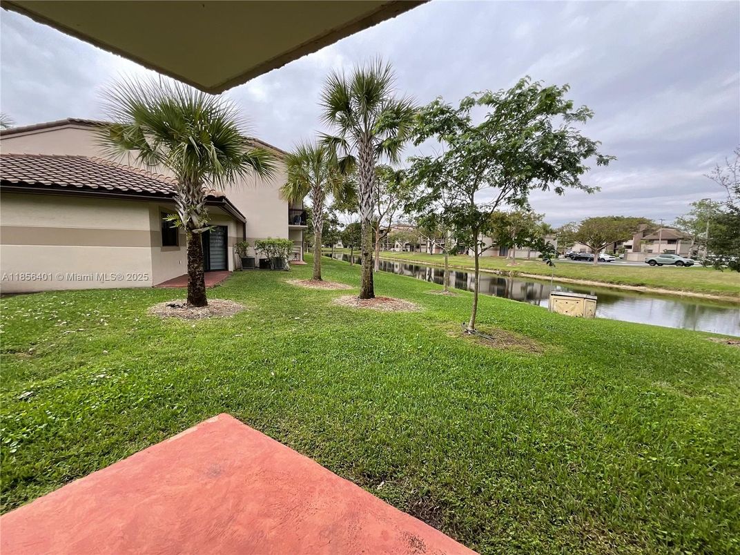 Backyard, Exterior, Water