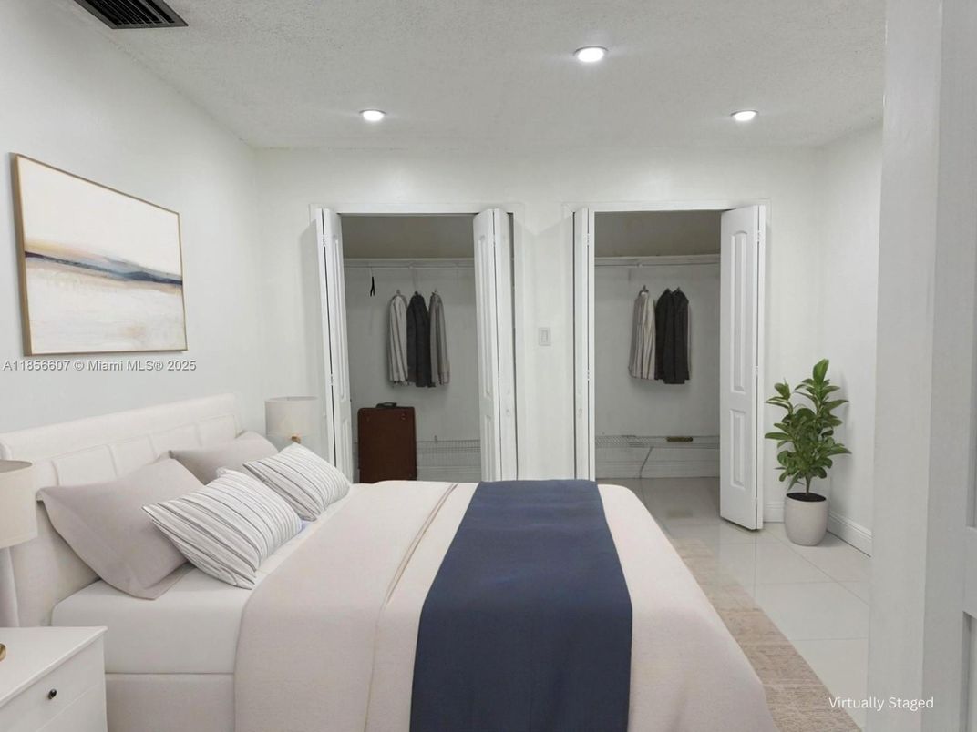 Bedroom, Interior, Recessed Lighting
