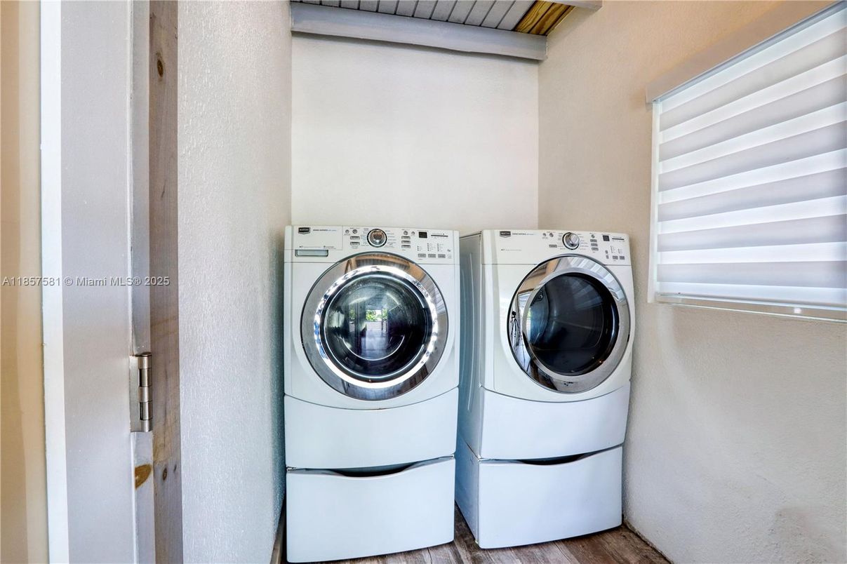 Interior, Utility Closets, Washer