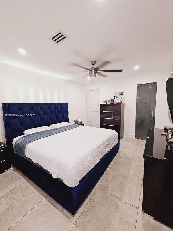 Bedroom, Interior, Recessed Lighting