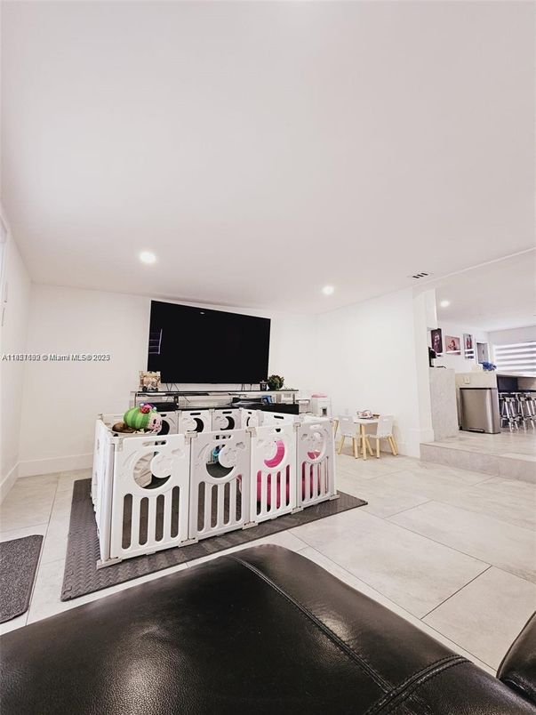 Interior, Recessed Lighting