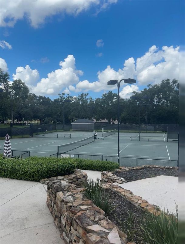 Exterior, Tennis Courts