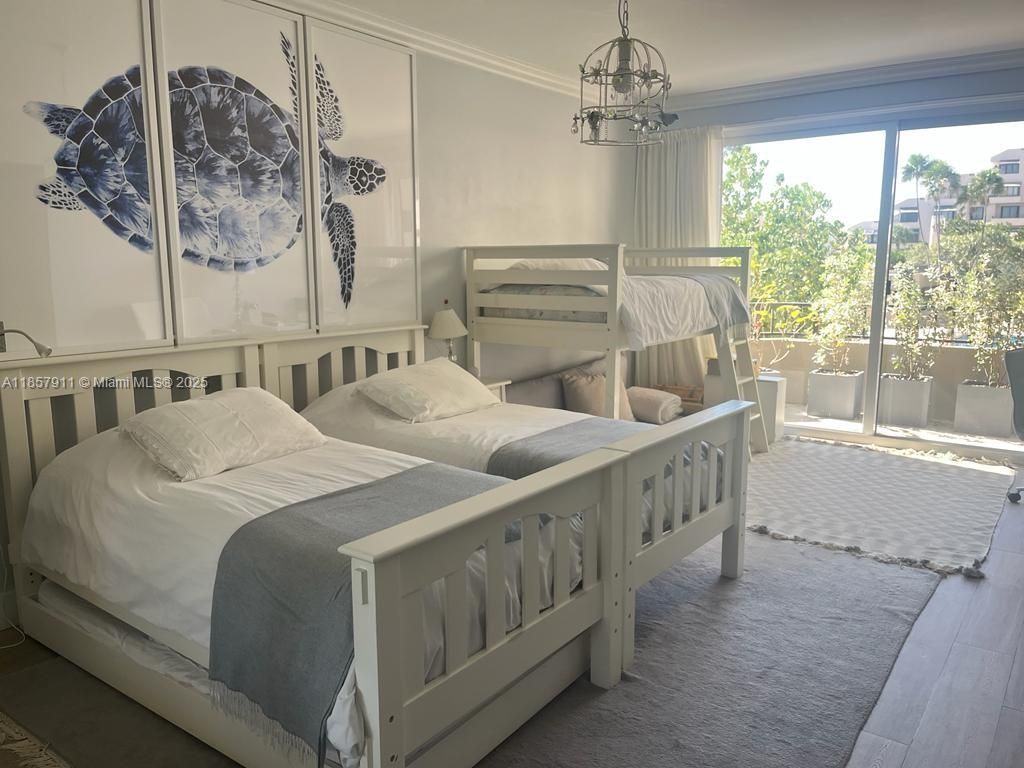 Bedroom, Interior, Pendant Lights