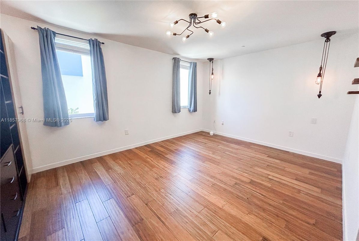 Empty room, Interior, Pendant Lights, Wood Texture Flooring