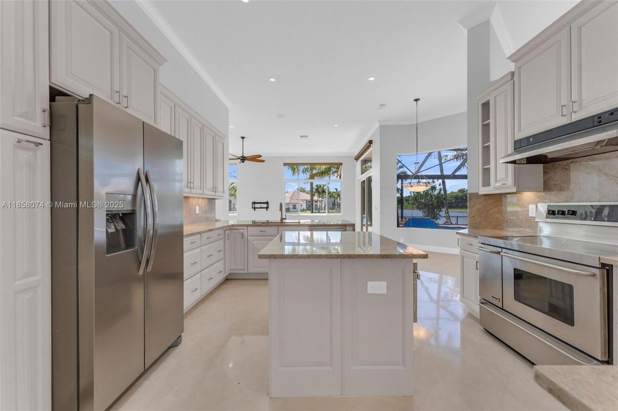 Interior, Kitchen, Pendant Lights, Recessed Lighting, Stainless Steel Appliances