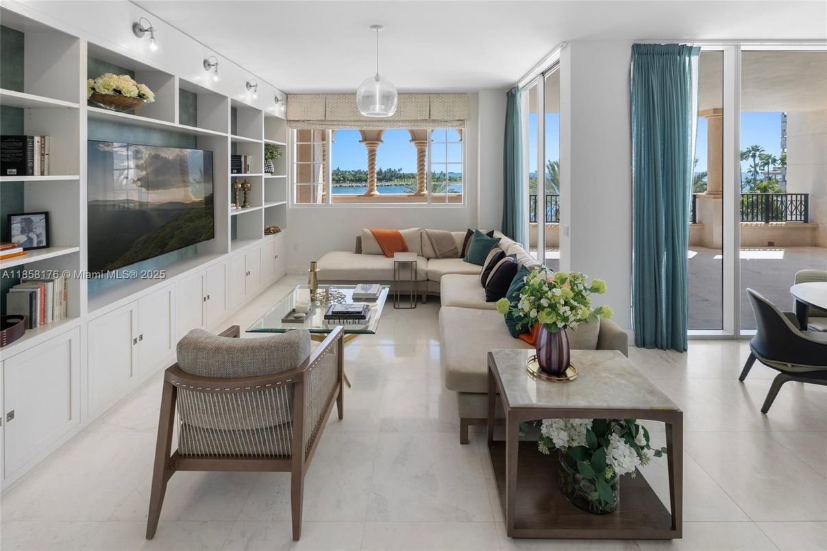 Interior, Living room, Marble, Pendant Lights