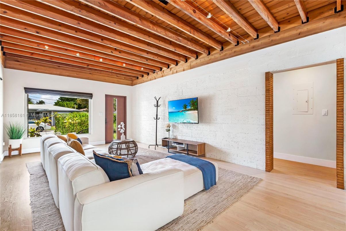 Interior, Living room, Stone Walls, Wooden Beams, Wooden Ceilings, Wood Texture Flooring