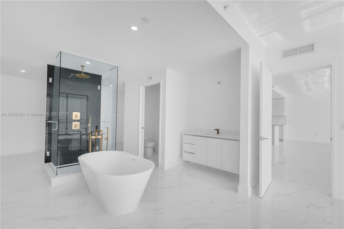 Bathroom, Free Standing Baths, Glass Shower, Interior, Marble, Recessed Lighting