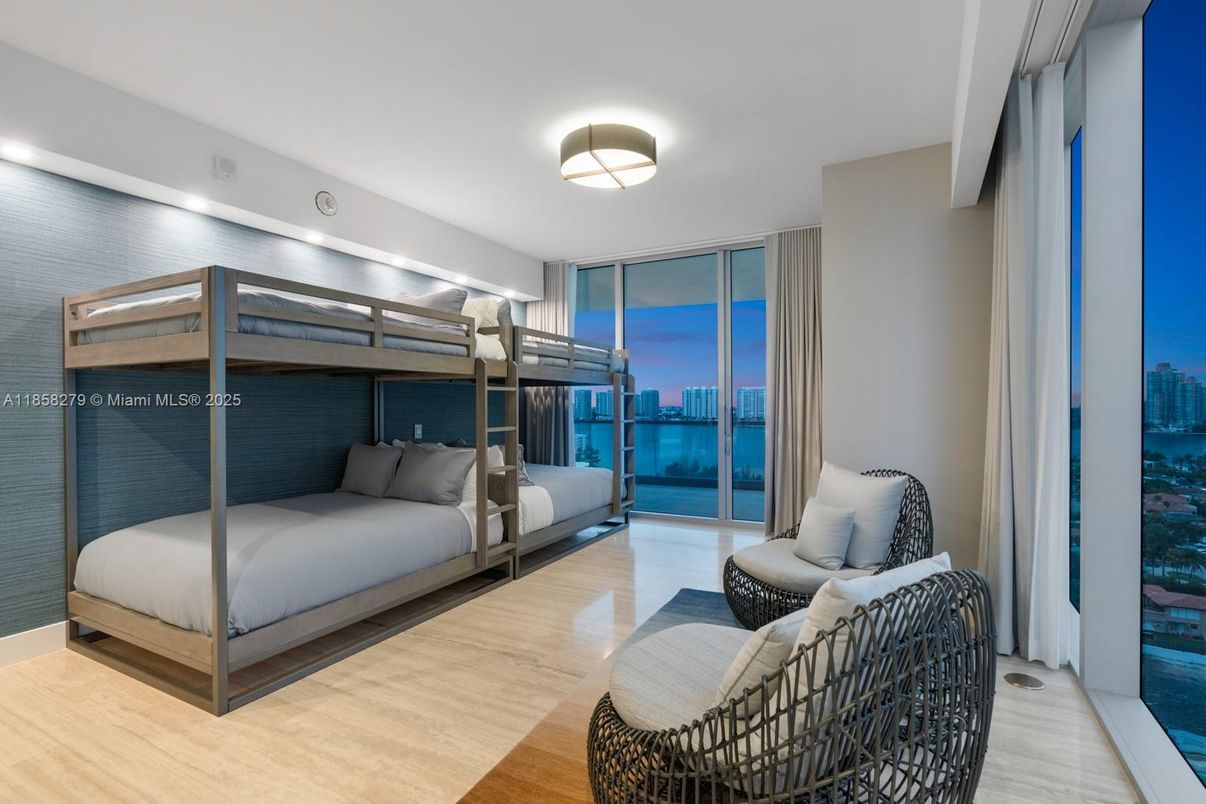 Bedroom, Interior, Water, Wood Texture Flooring