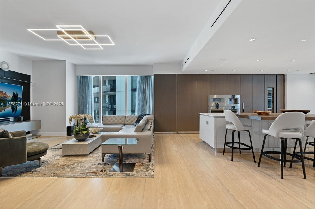 Interior, Kitchen, Living room, Recessed Lighting, Wood Texture Flooring