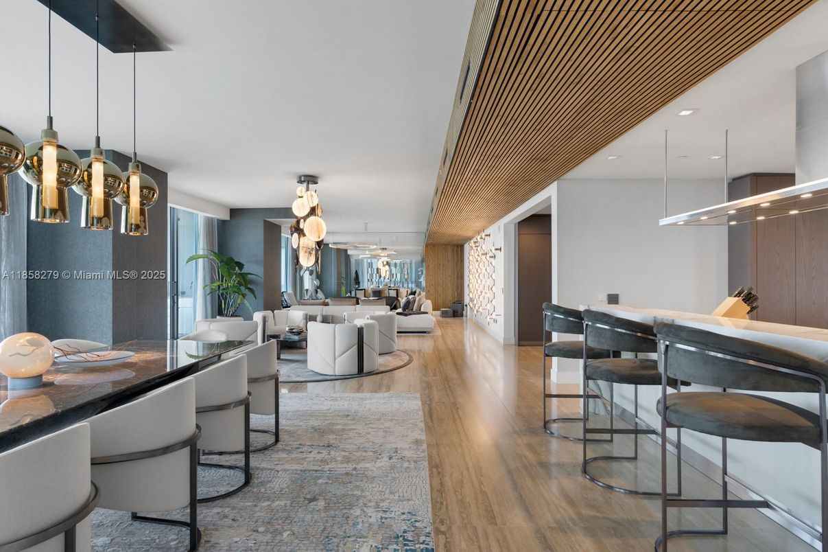 Dining room, Interior, Living room, Pendant Lights, Recessed Lighting, Wood Texture Flooring