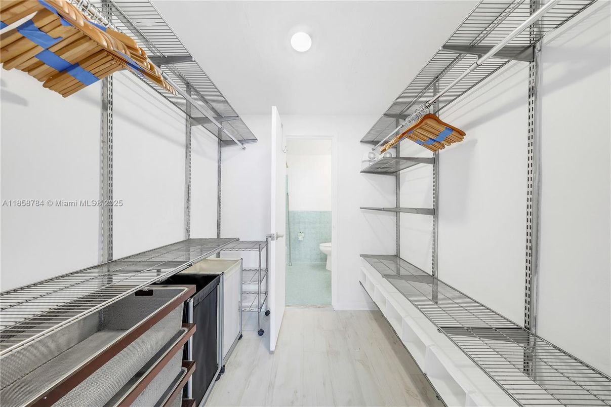 Interior, Recessed Lighting, Walk-in Closets, Wood Texture Flooring
