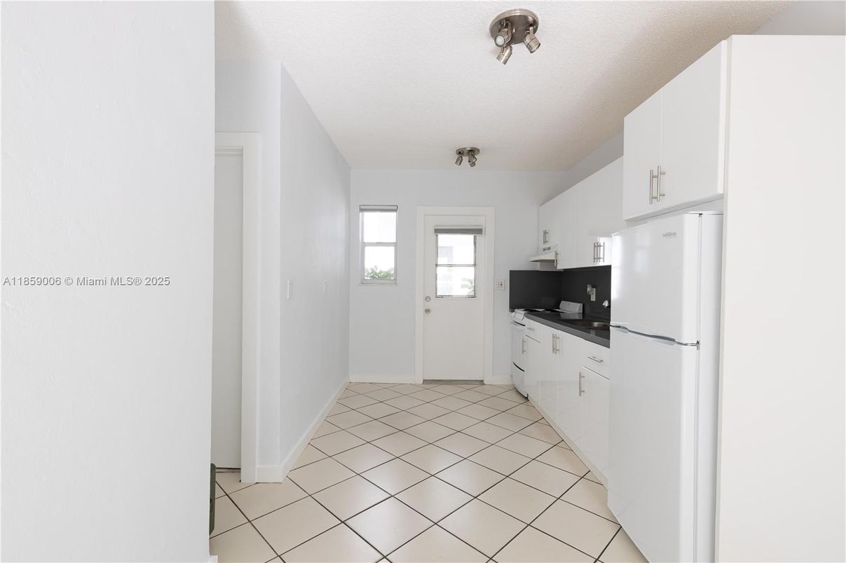 Interior, Kitchen