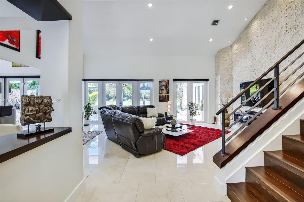 Interior, Living room, Recessed Lighting, Stone Walls