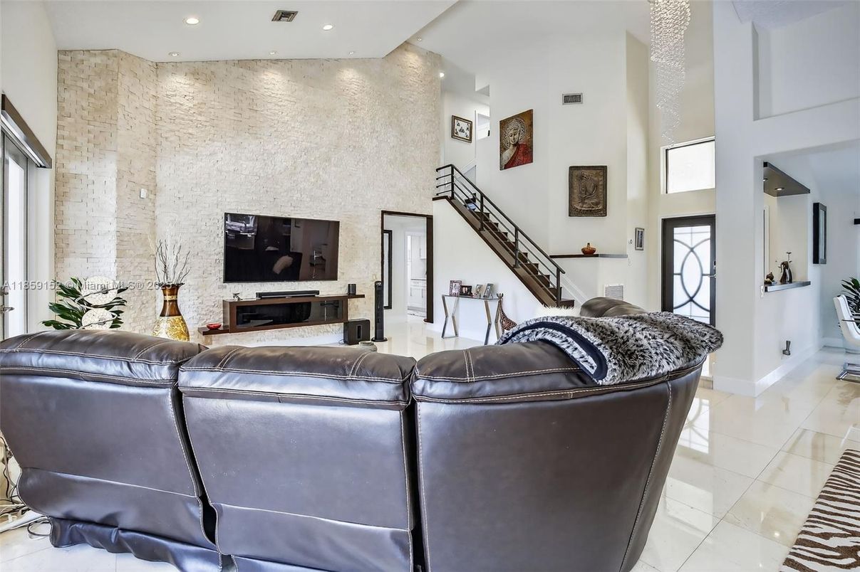 Interior, Living room, Recessed Lighting