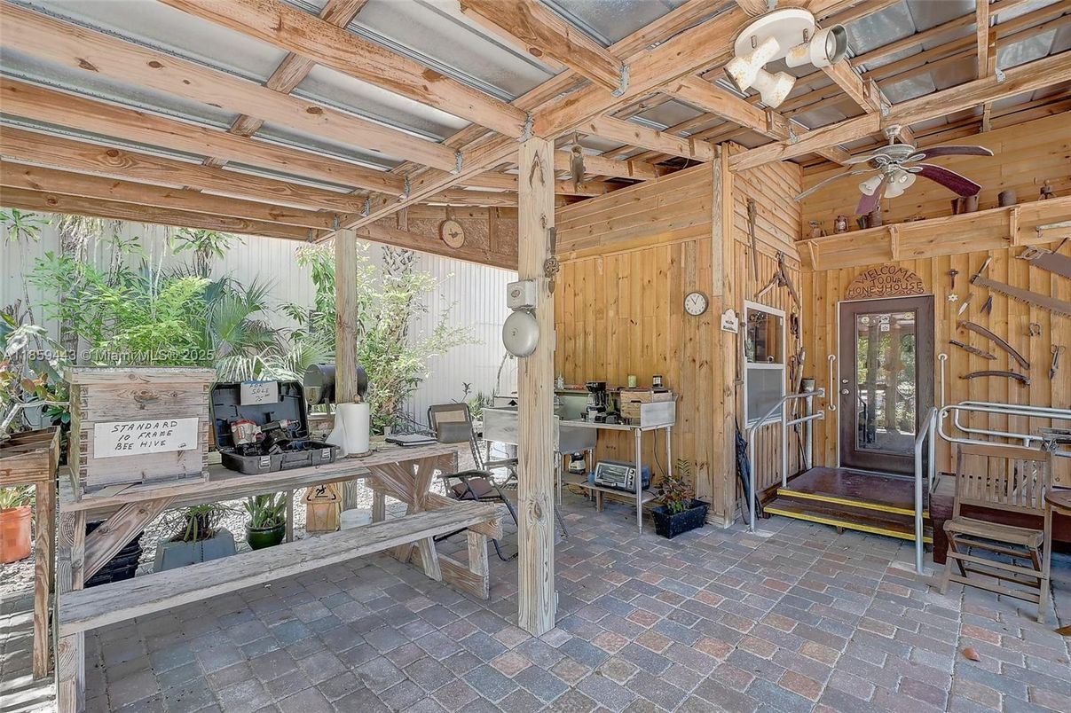 Interior, Wooden Beams, Wooden Walls