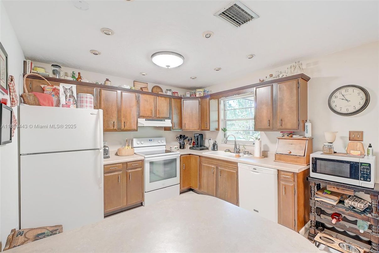 Interior, Kitchen, Recessed Lighting