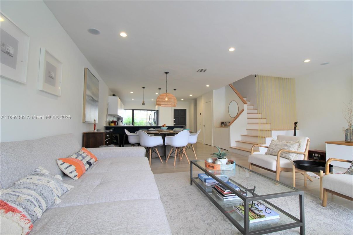 Dining room, Interior, Kitchen, Living room, Pendant Lights, Recessed Lighting