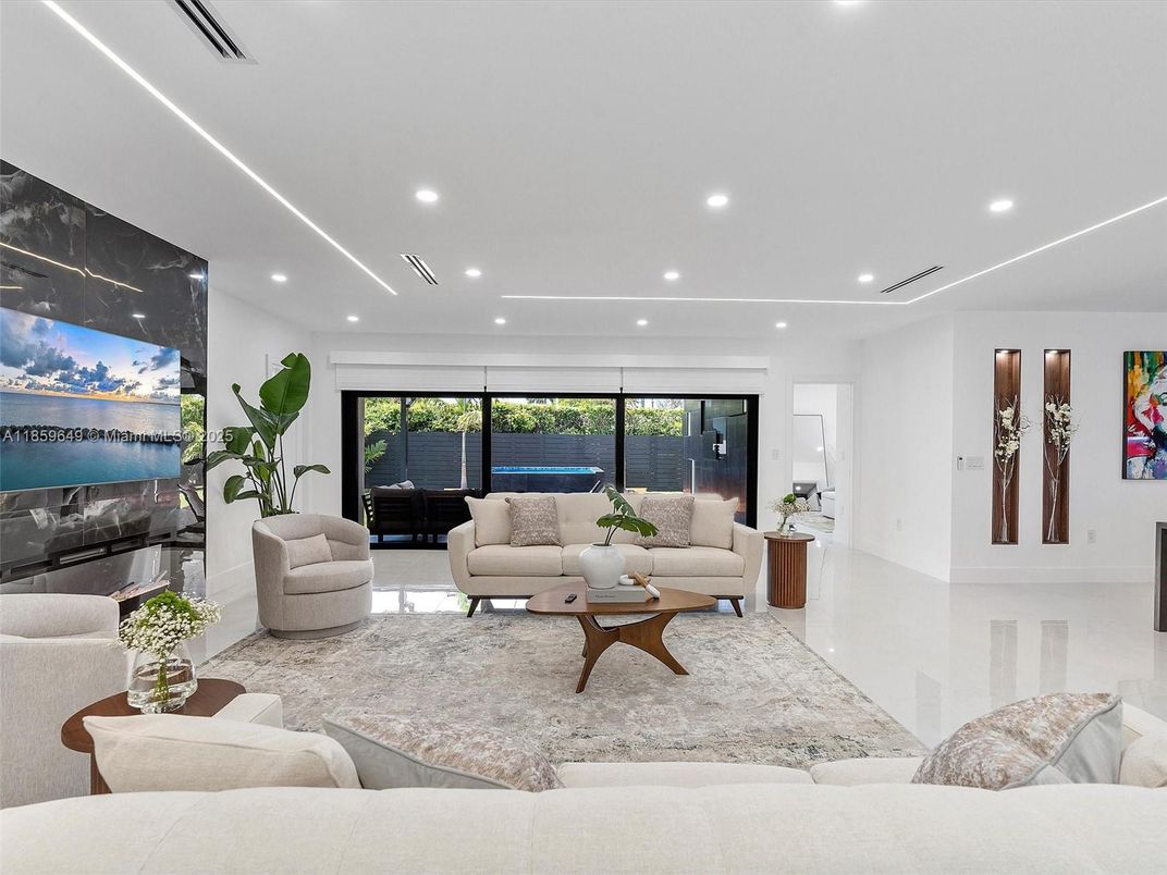 Interior, Living room, Recessed Lighting