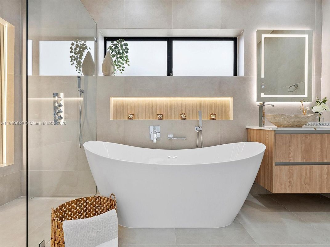 Bathroom, Free Standing Baths, Glass Shower, Interior