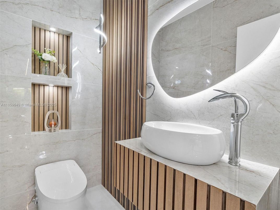 Bathroom, Interior, Marble Walls