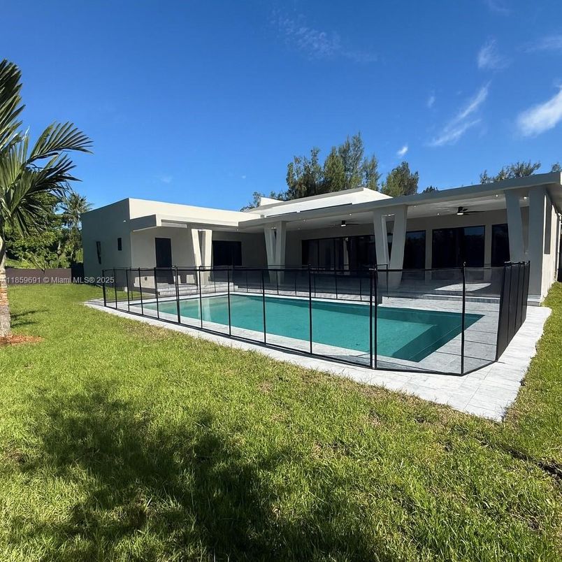 Backyard, Exterior, Pool
