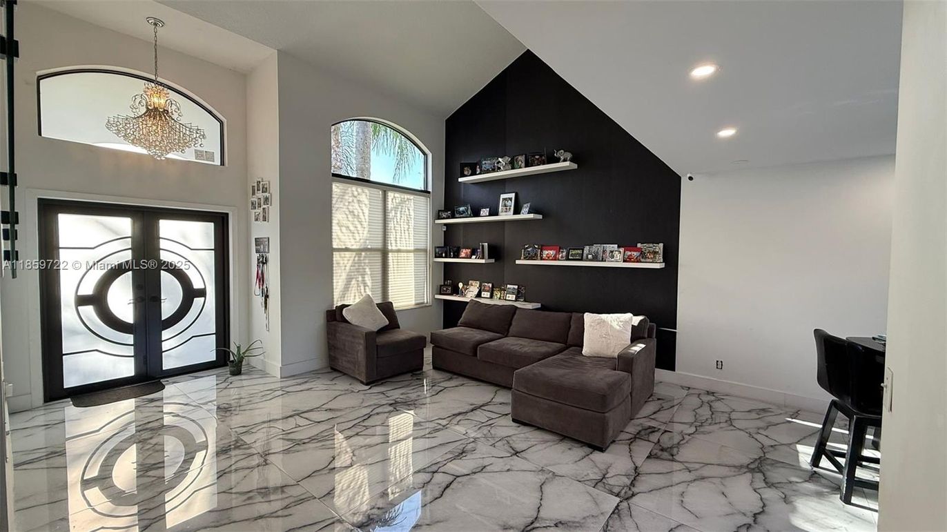 Interior, Living room, Marble, Pendant Lights, Recessed Lighting