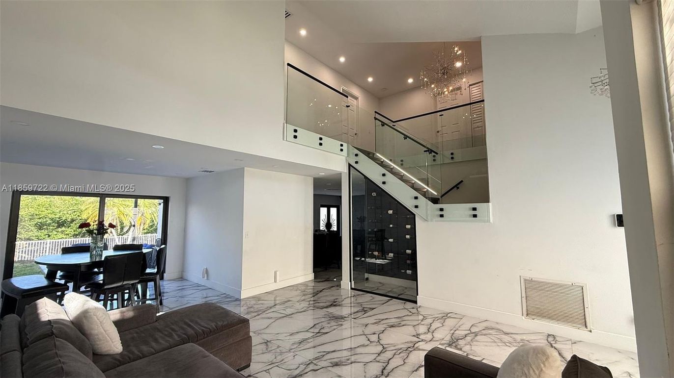 Dining room, Interior, Living room, Marble, Recessed Lighting