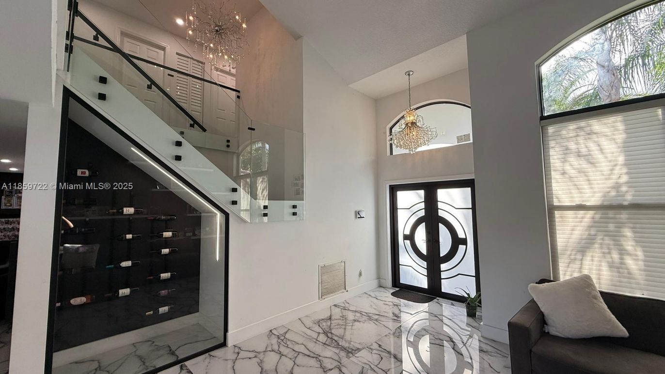 Chandelier, Interior, Marble, Pendant Lights