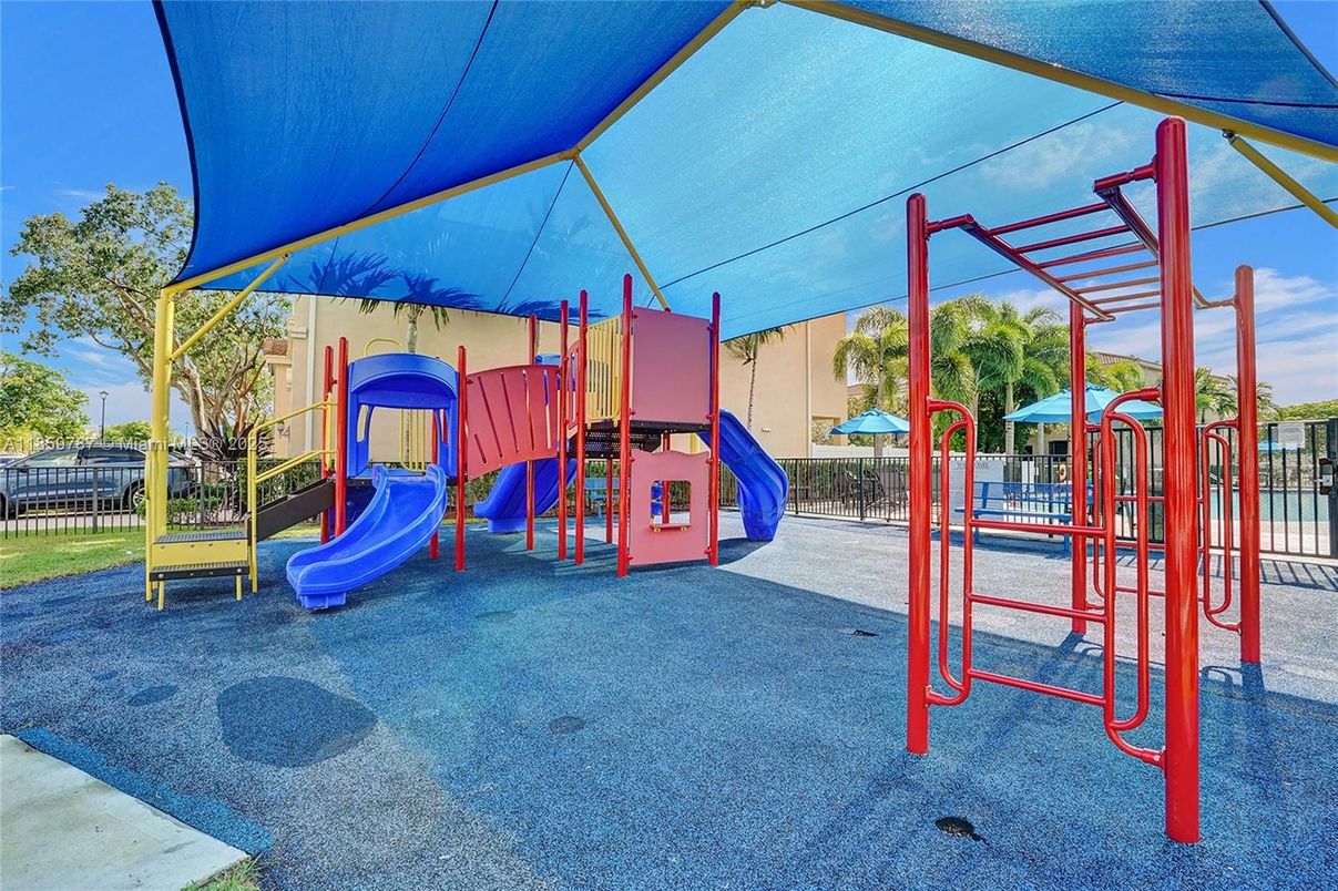 Backyard, Exterior, Playground