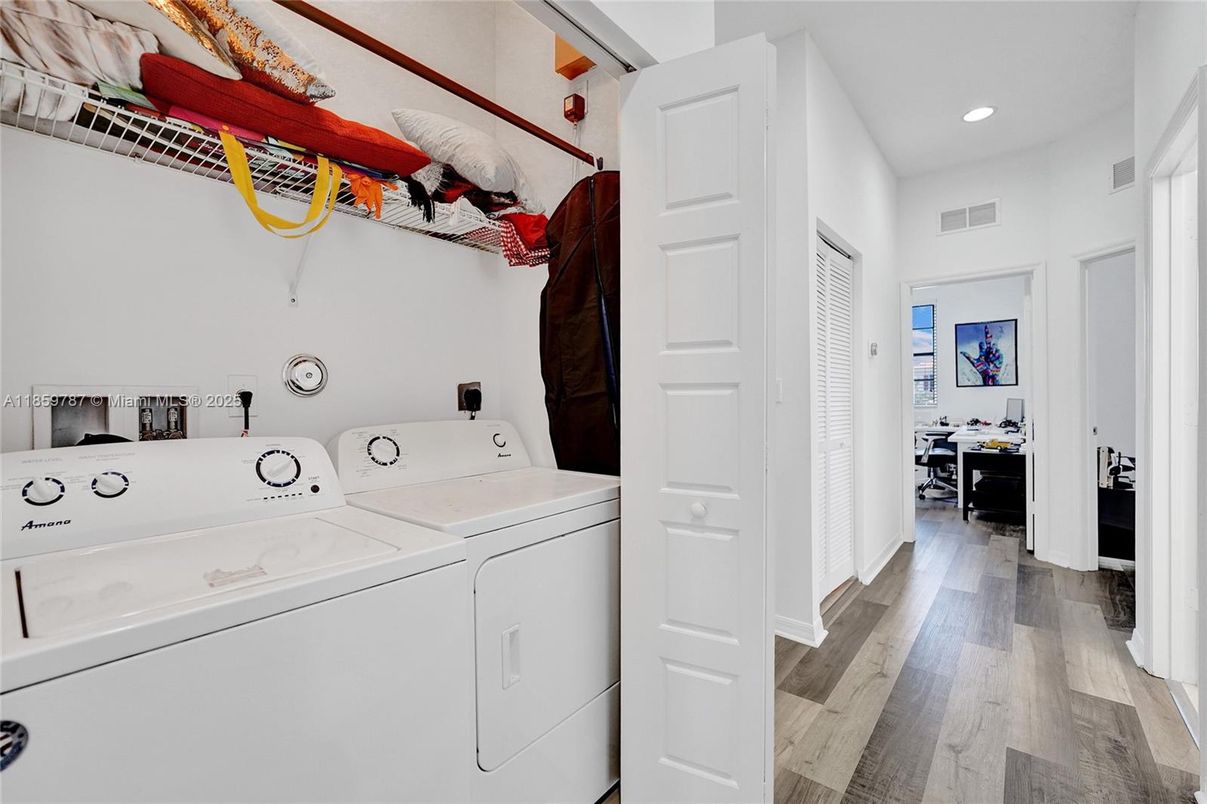 Interior, Recessed Lighting, Utility Closets, Washer, Wood Texture Flooring