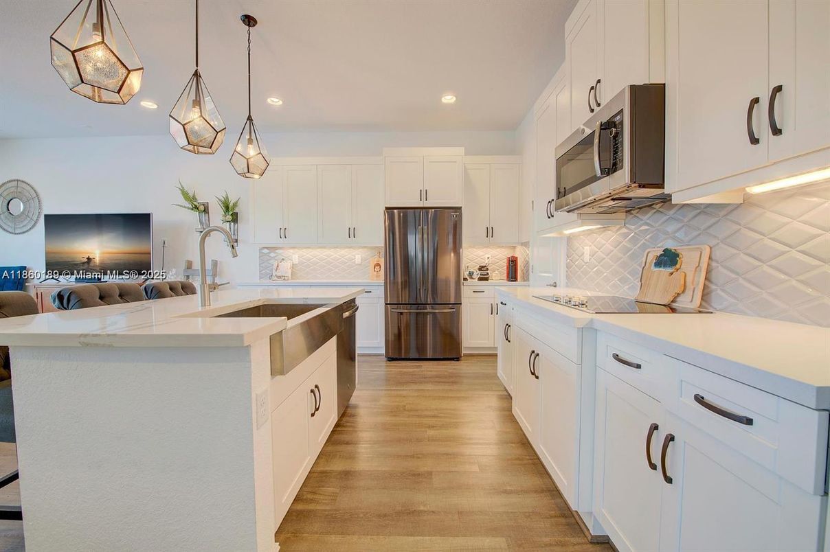 Interior, Kitchen, Pendant Lights, Recessed Lighting, Wood Texture Flooring