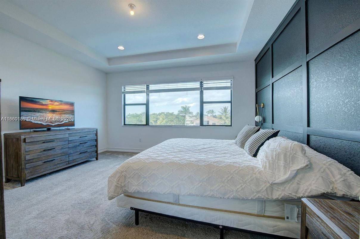 Bedroom, Interior, Recessed Lighting