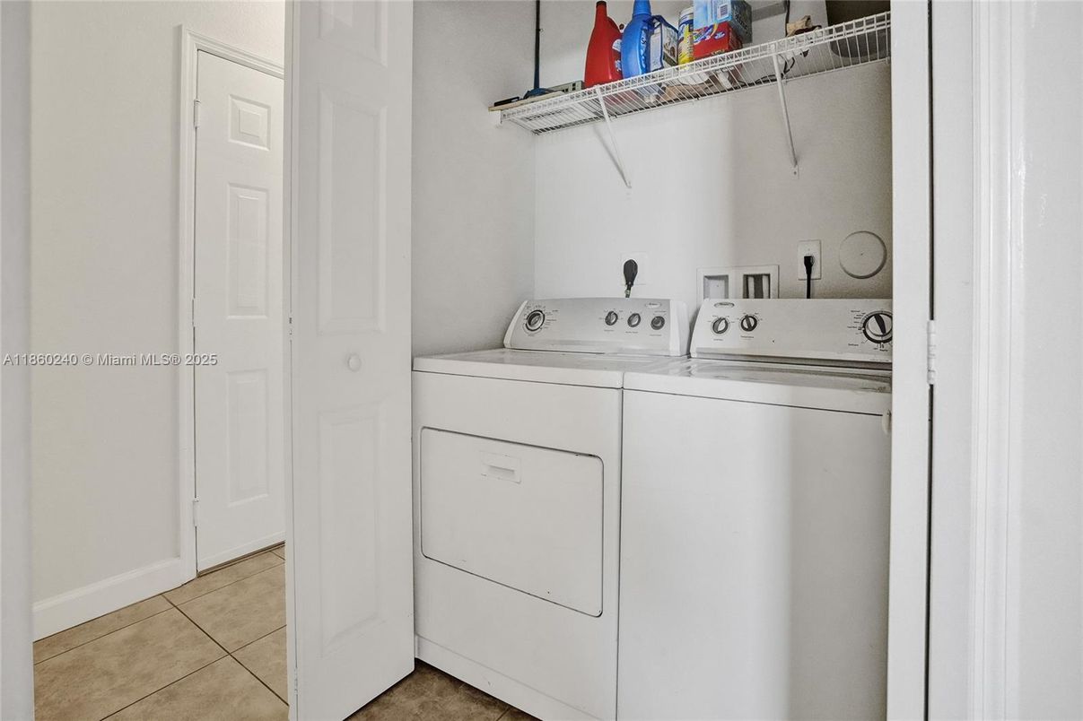 Interior, Utility Closets, Washer