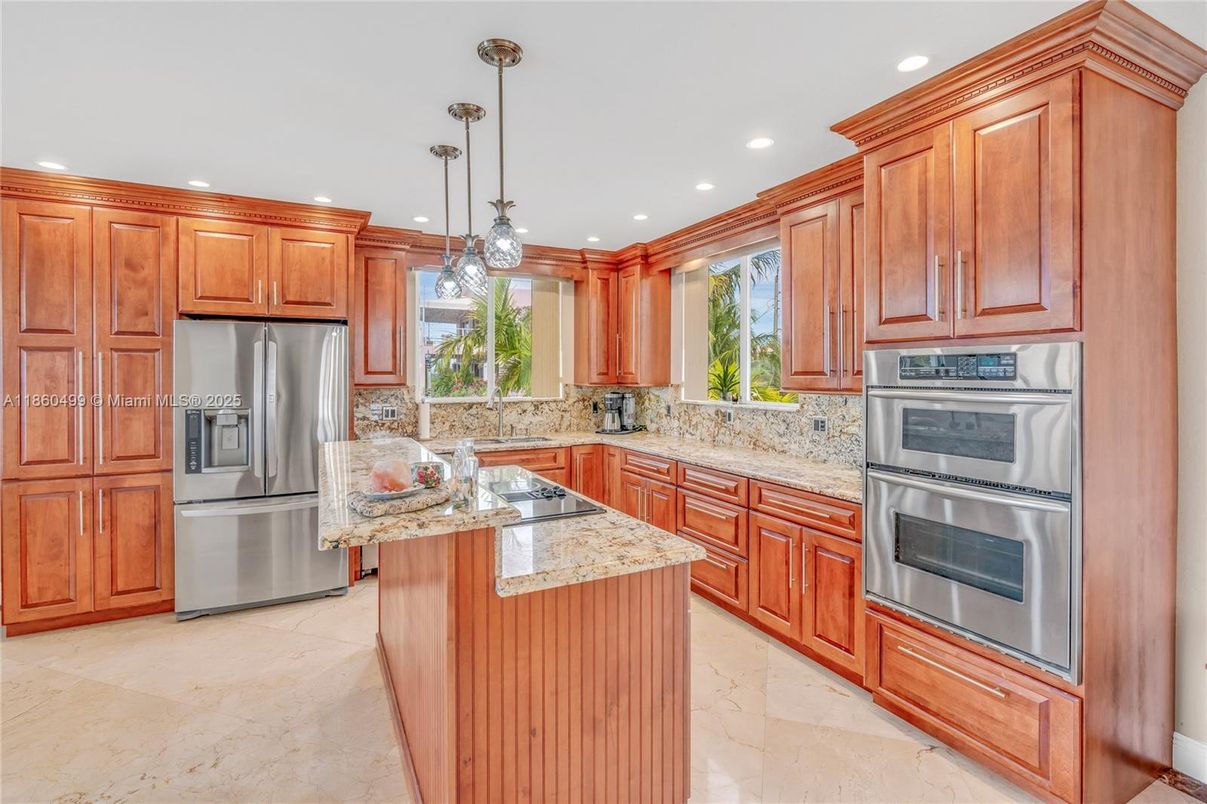 Interior, Kitchen, Pendant Lights, Recessed Lighting, Stainless Steel Appliances