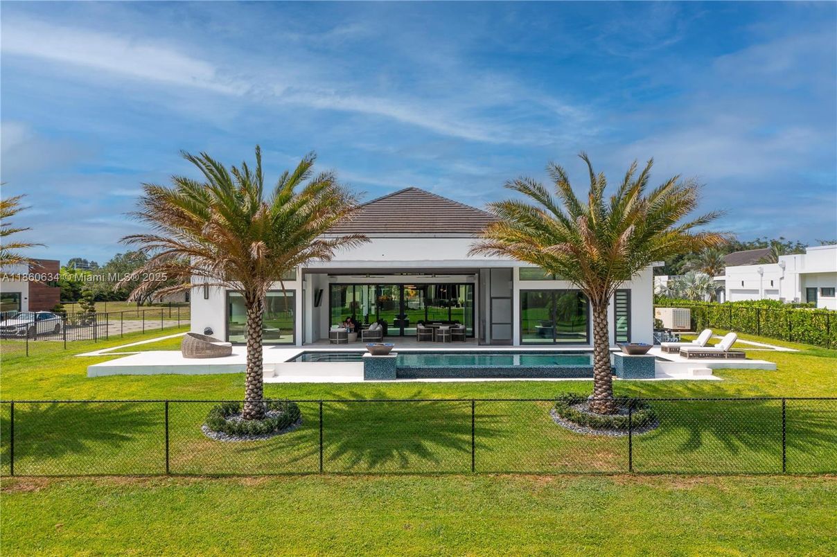 Backyard, Exterior, Pool