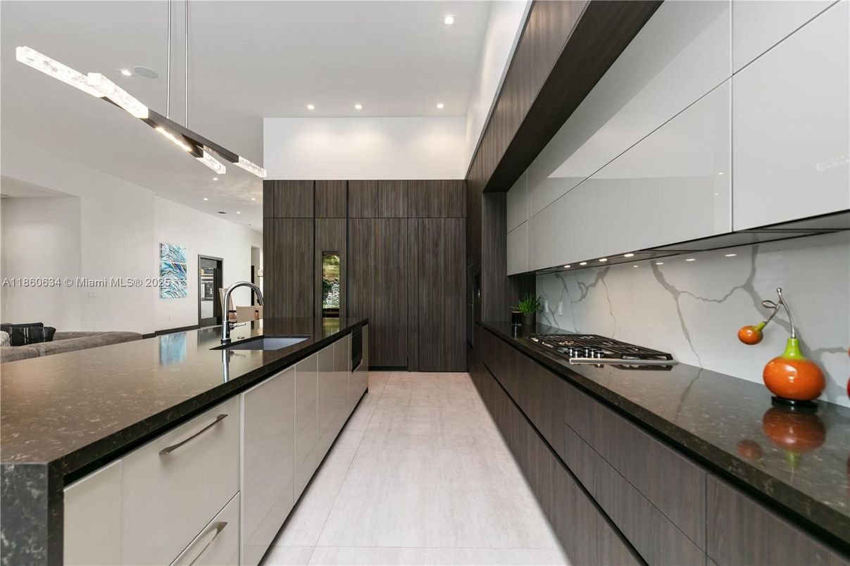 Interior, Kitchen, Marble Walls, Recessed Lighting