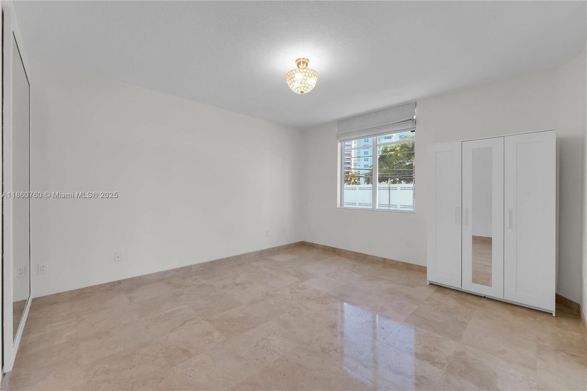 Chandelier, Empty room, Interior