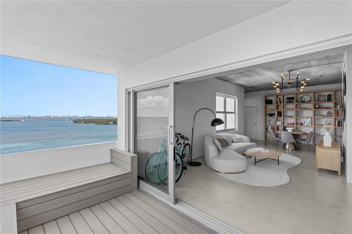 Dining room, Interior, Living room, Water
