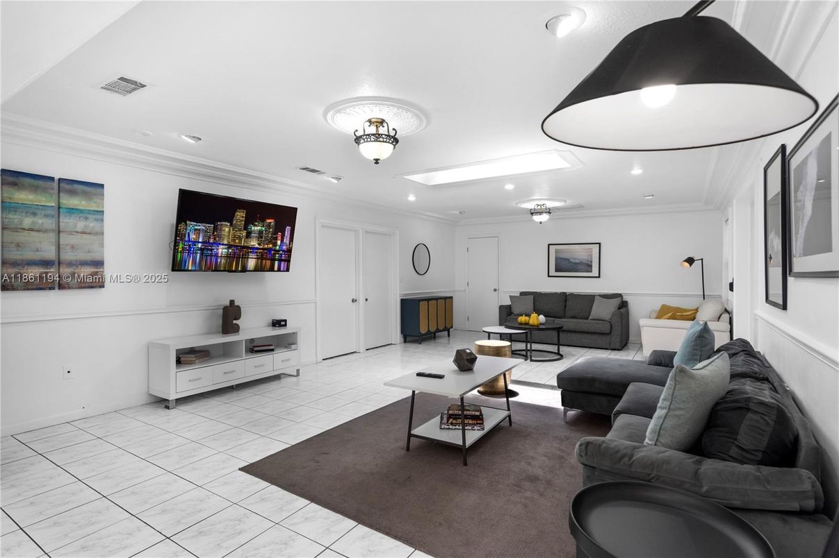 Interior, Living room, Recessed Lighting