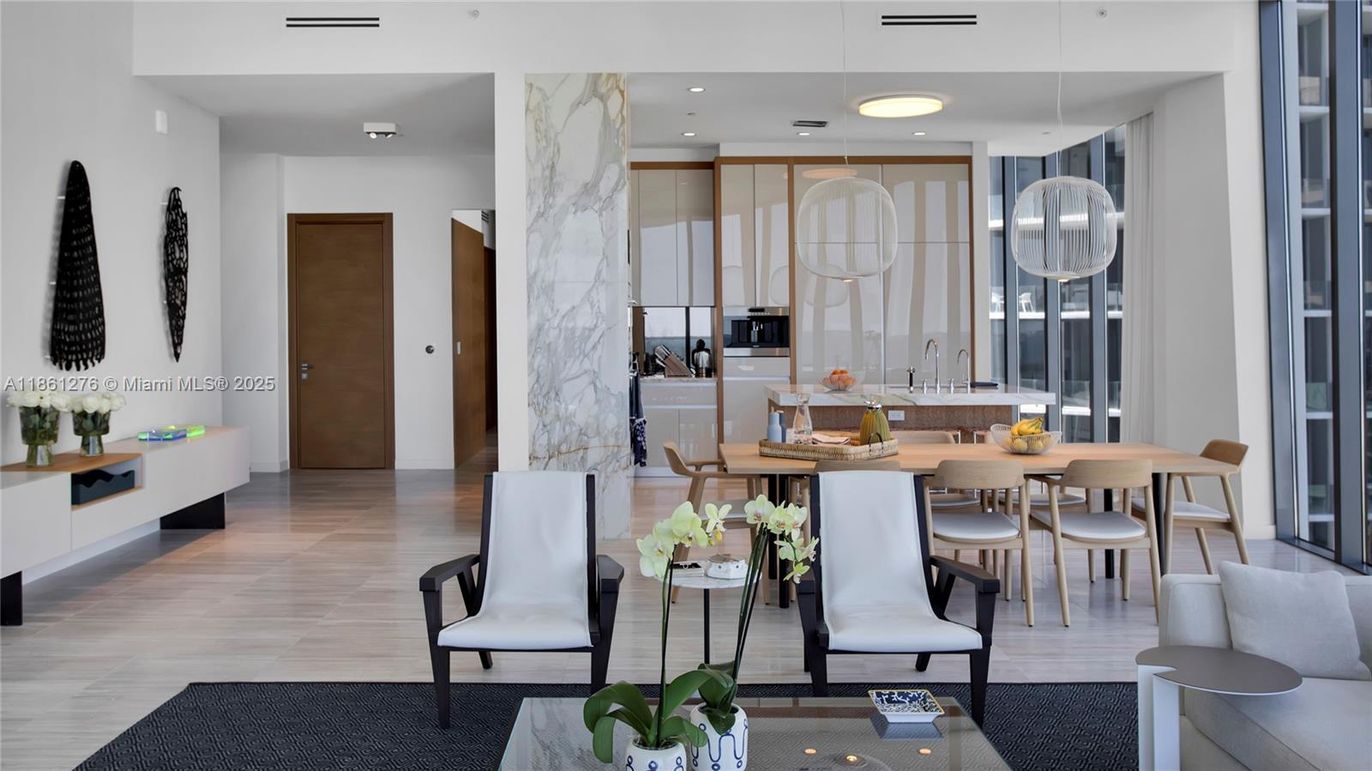 Dining room, Interior, Marble Walls, Pendant Lights, Recessed Lighting