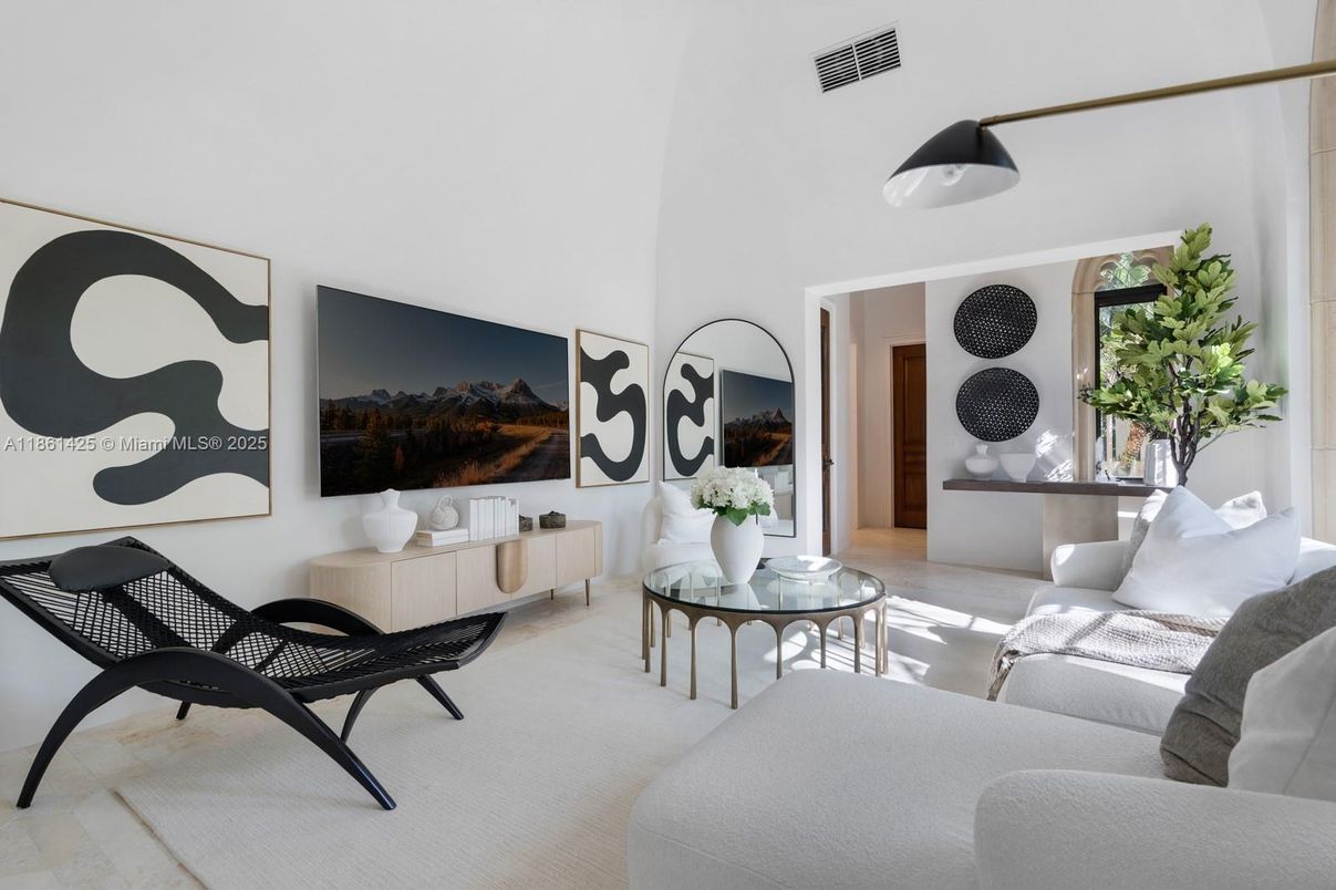 Interior, Living room