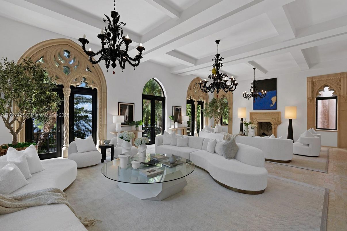 Chandelier, Fireplace, Interior, Living room