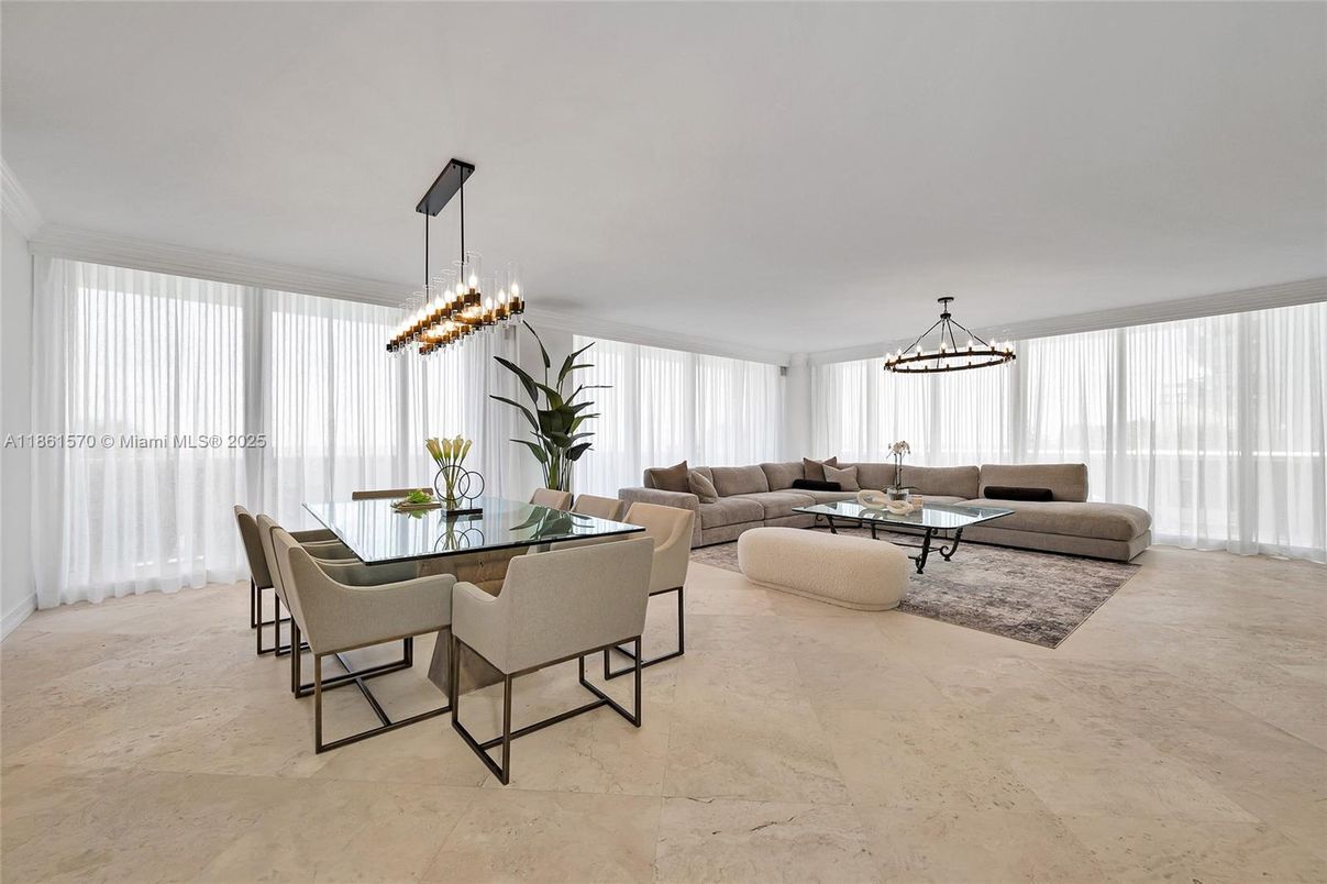 Dining room, Interior, Living room, Pendant Lights