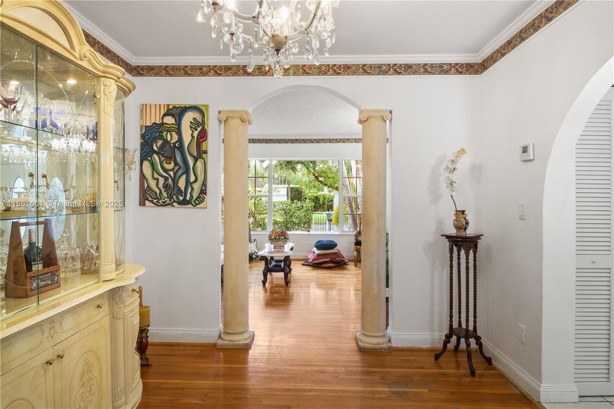 Chandelier, Interior, Wood Texture Flooring